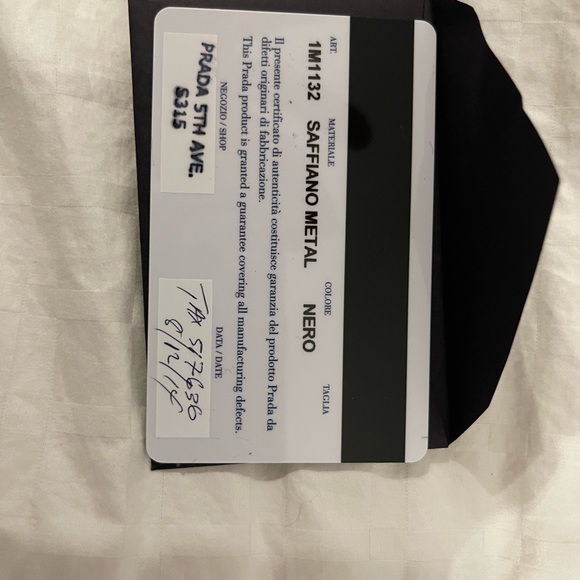 Black Saffiano Prada Wallet - 100% authentic with box and authenticity card - Picture 5 of 6